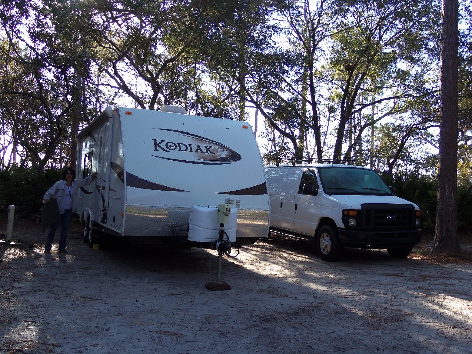 084-getting ready to depart.jpg